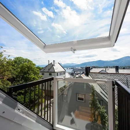 Lejlighed Topp Floor With One Bedroom & A Loft