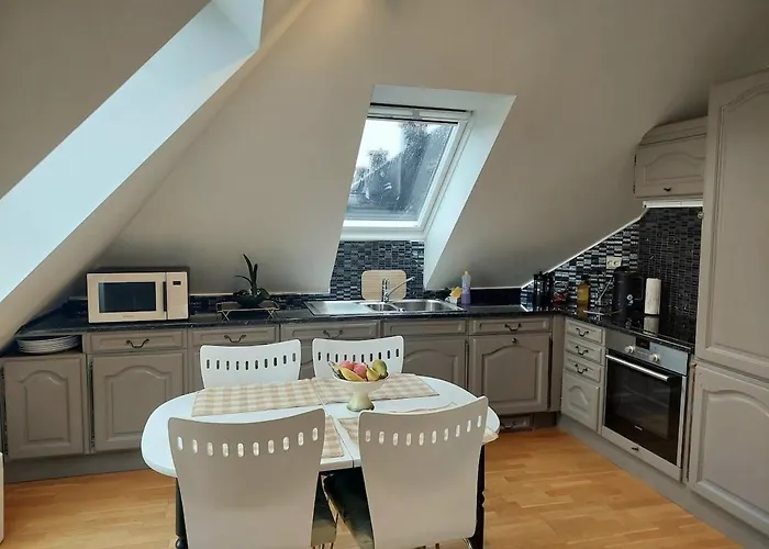 Topp Floor With One Bedroom & A Loft Lägenhet *