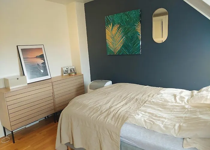 Topp Floor With One Bedroom & A Loft *